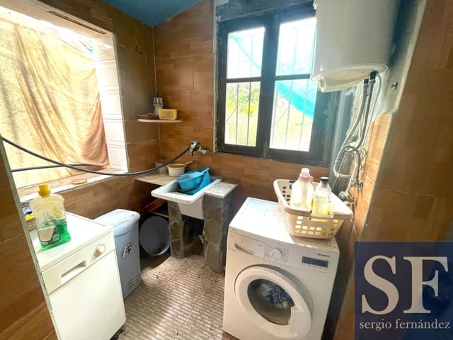 Chalet de 2 habitaciones en Cómpeta en venta - 100.000 € (Ref: 9547116)