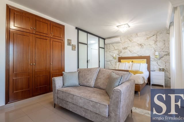 7 quarto Moradia para venda em Rincón de la Victoria com piscina garagem - 1 700 000 € (Ref: 9547117)