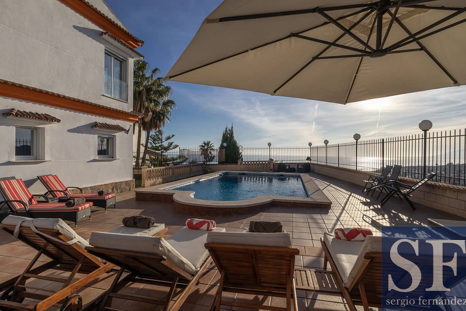 7 sovrum Villa till salu i Rincon de la Victoria med pool garage - 1 700 000 € (Ref: 9547117)