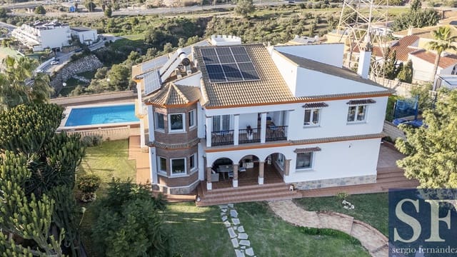 7 quarto Moradia para venda em Rincón de la Victoria com piscina garagem - 1 700 000 € (Ref: 9547117)