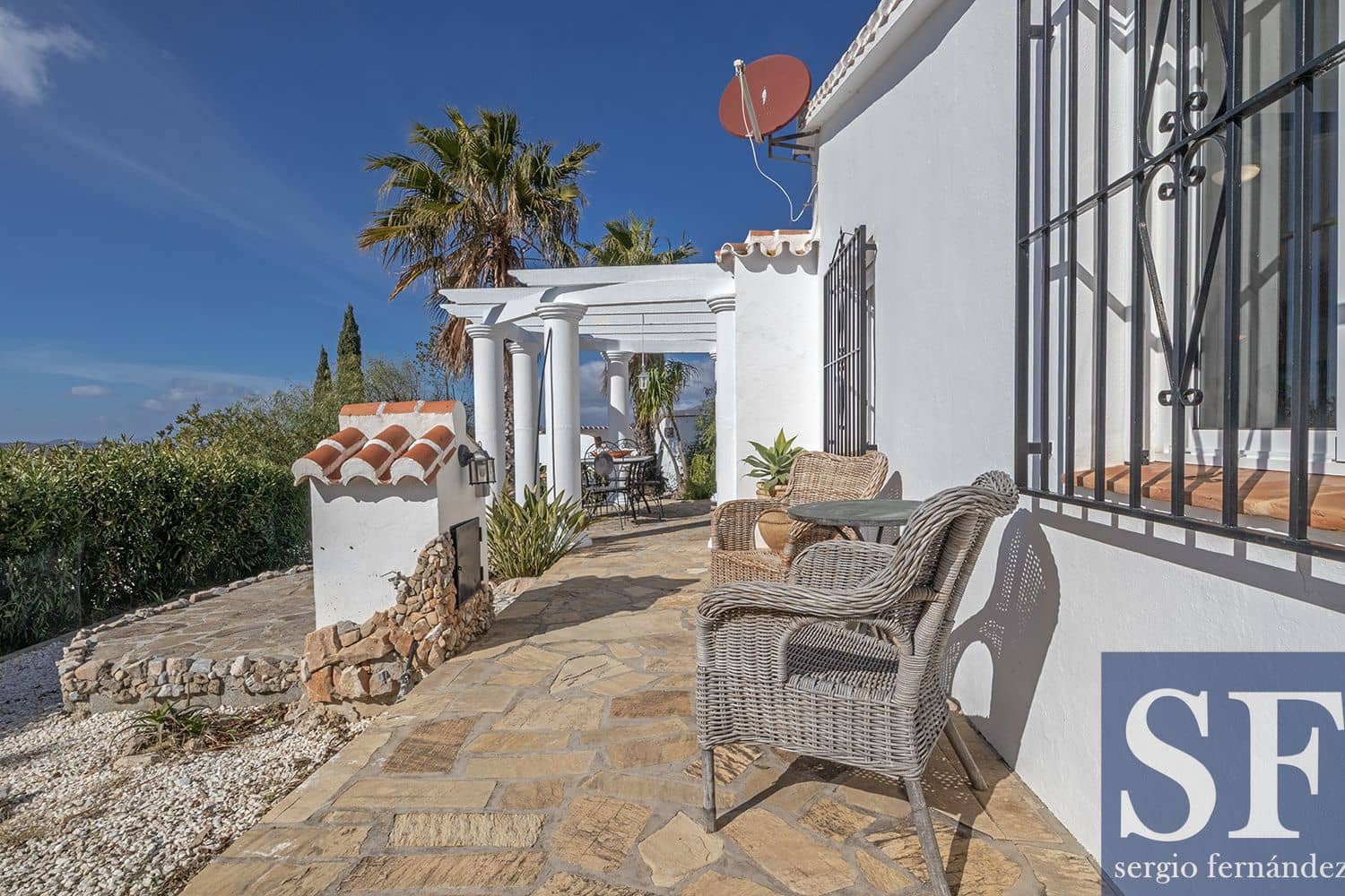 Chalet de 4 habitaciones en Cómpeta en venta con piscina garaje - 650.000 € (Ref: 9606832)