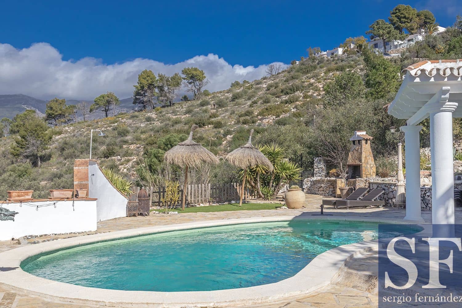 Chalet de 4 habitaciones en Cómpeta en venta con piscina garaje - 650.000 € (Ref: 9606832)