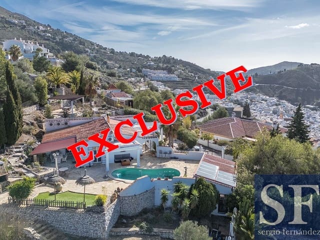 Chalet de 4 habitaciones en Cómpeta en venta con piscina garaje - 650.000 € (Ref: 9606832)