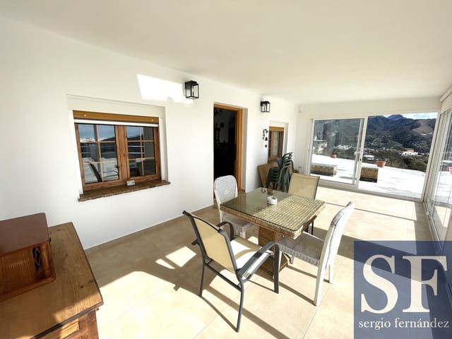 3 sypialnia Willa na sprzedaż w Canillas de Albaida z basenem - 415 000 € (Ref: 9635079)