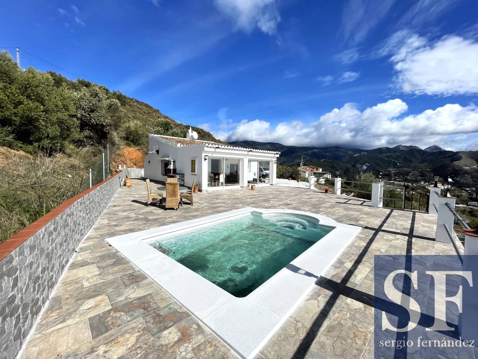 3 sypialnia Willa na sprzedaż w Canillas de Albaida z basenem - 415 000 € (Ref: 9635079)