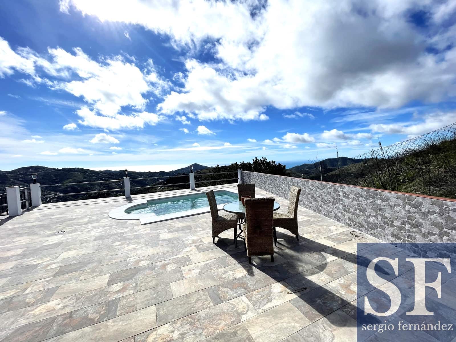 3 sypialnia Willa na sprzedaż w Canillas de Albaida z basenem - 415 000 € (Ref: 9635079)