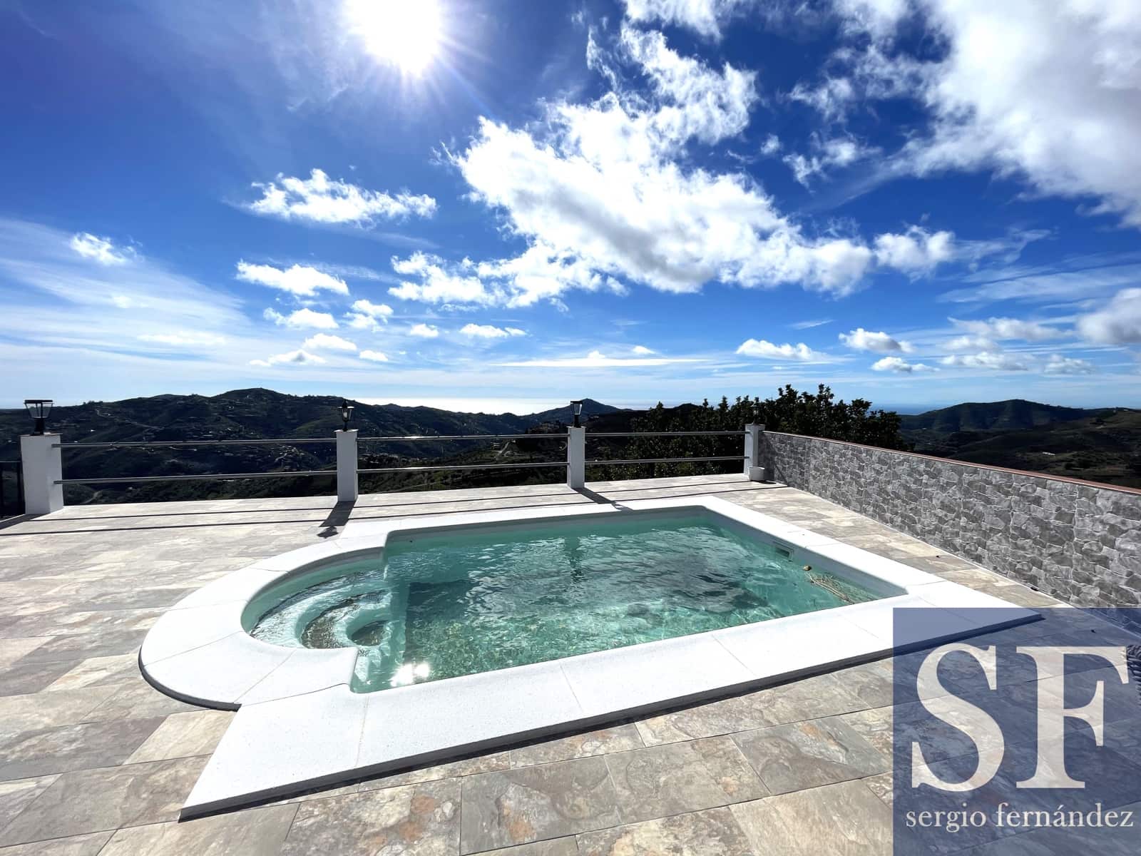 3 sypialnia Willa na sprzedaż w Canillas de Albaida z basenem - 415 000 € (Ref: 9635079)