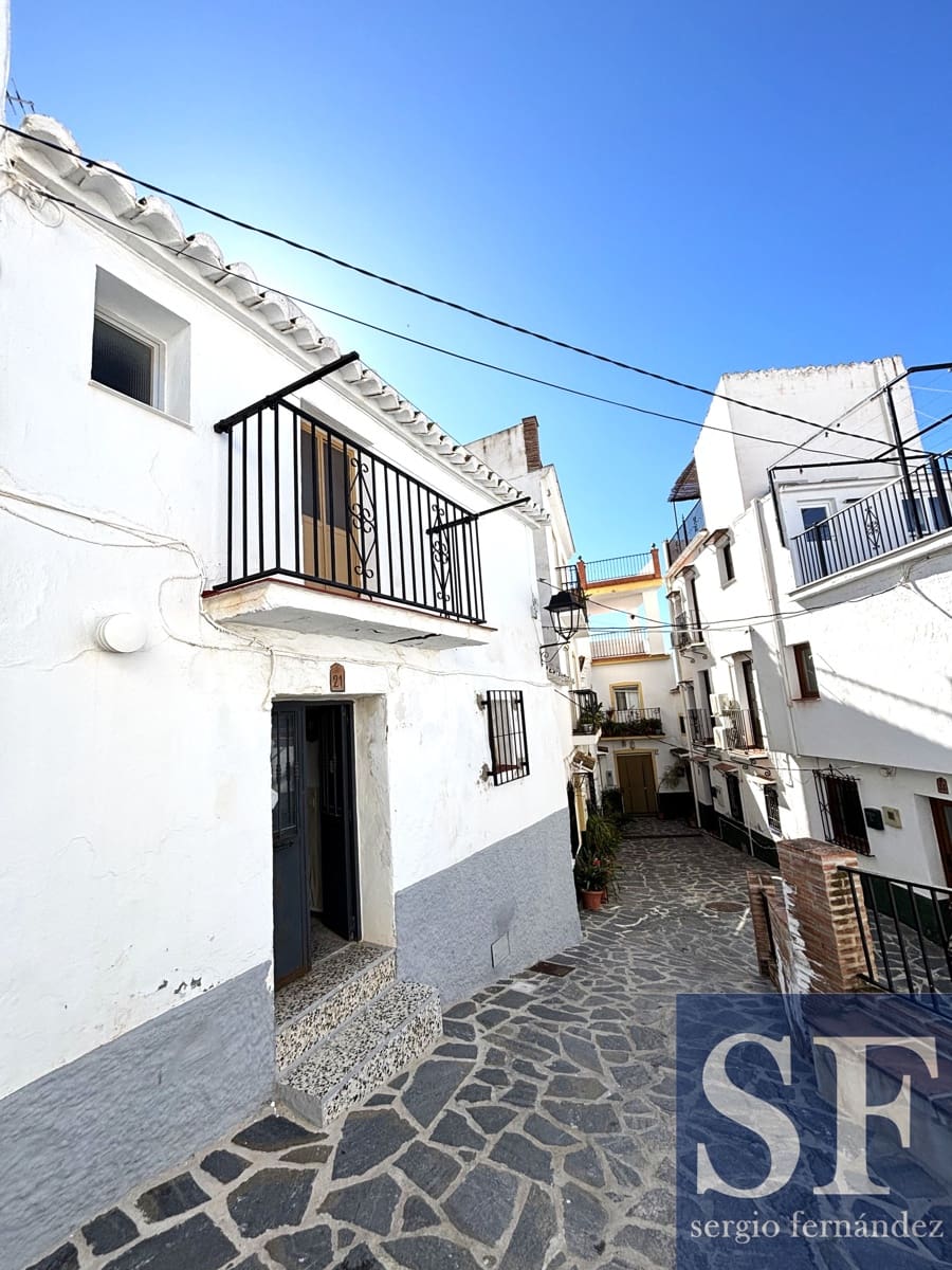 3 bedroom Townhouse for sale in Canillas de Aceituno - € 65,000 (Ref: 9675078)