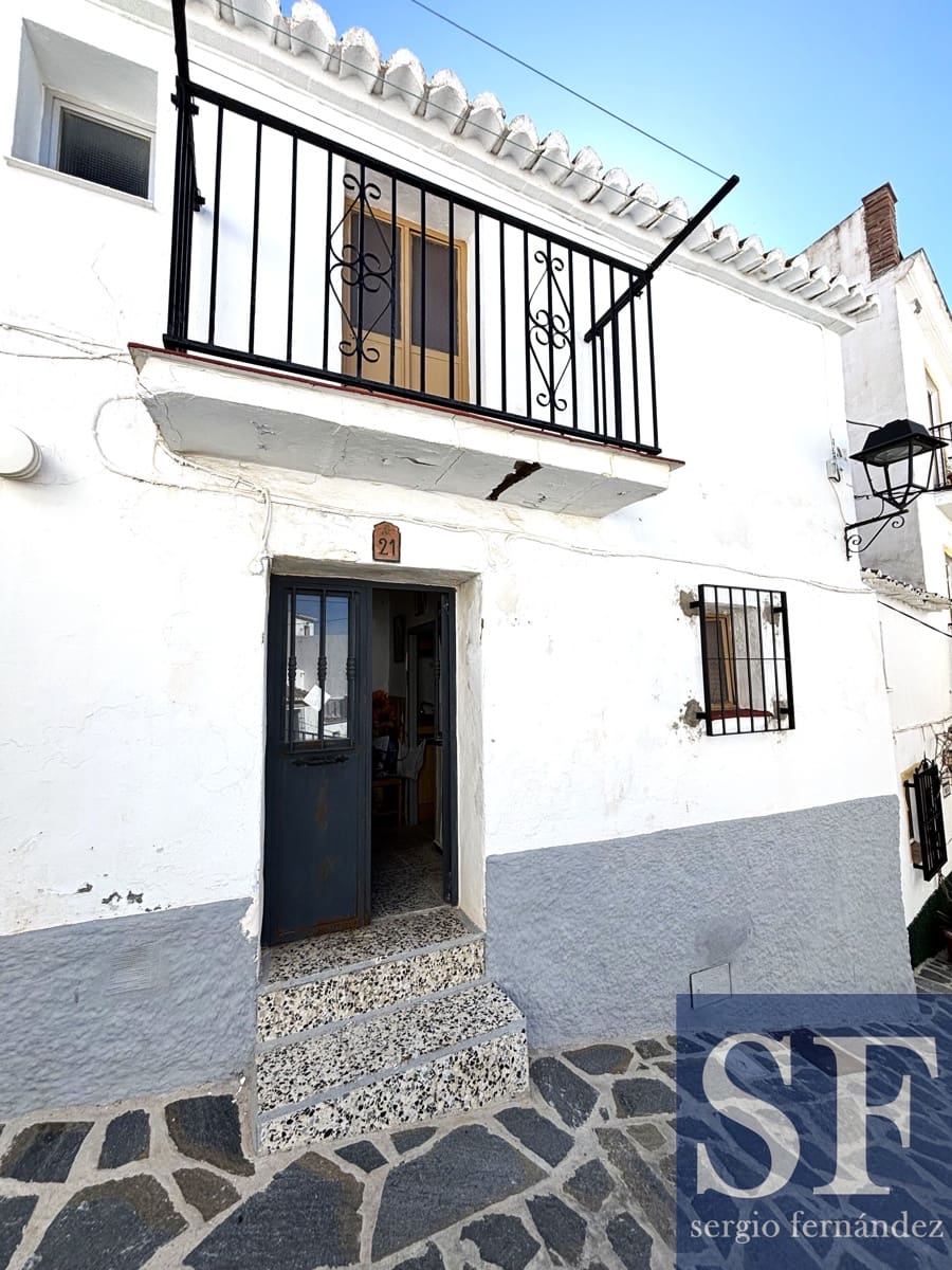3 bedroom Townhouse for sale in Canillas de Aceituno - € 65,000 (Ref: 9675078)