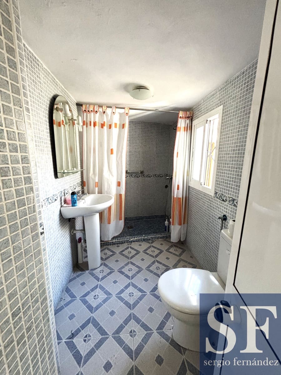 4 bedroom Townhouse for sale in Canillas de Aceituno - € 80,000 (Ref: 9675080)