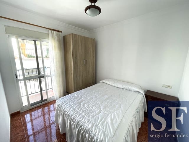 Casa de 4 habitaciones en Algarrobo en venta - 175.000 € (Ref: 9675083)