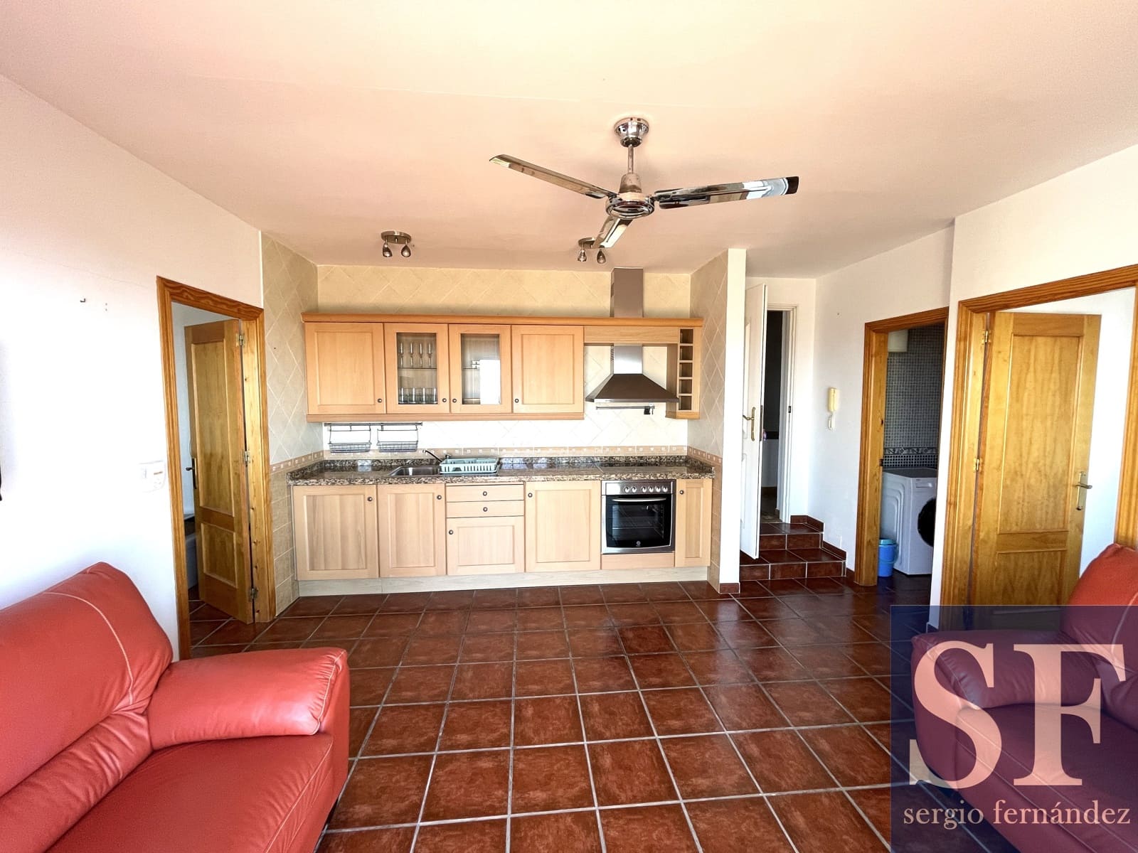 2 soveværelse Lejlighed til salg i Competa med swimmingpool - € 169.000 (Ref: 9694203)