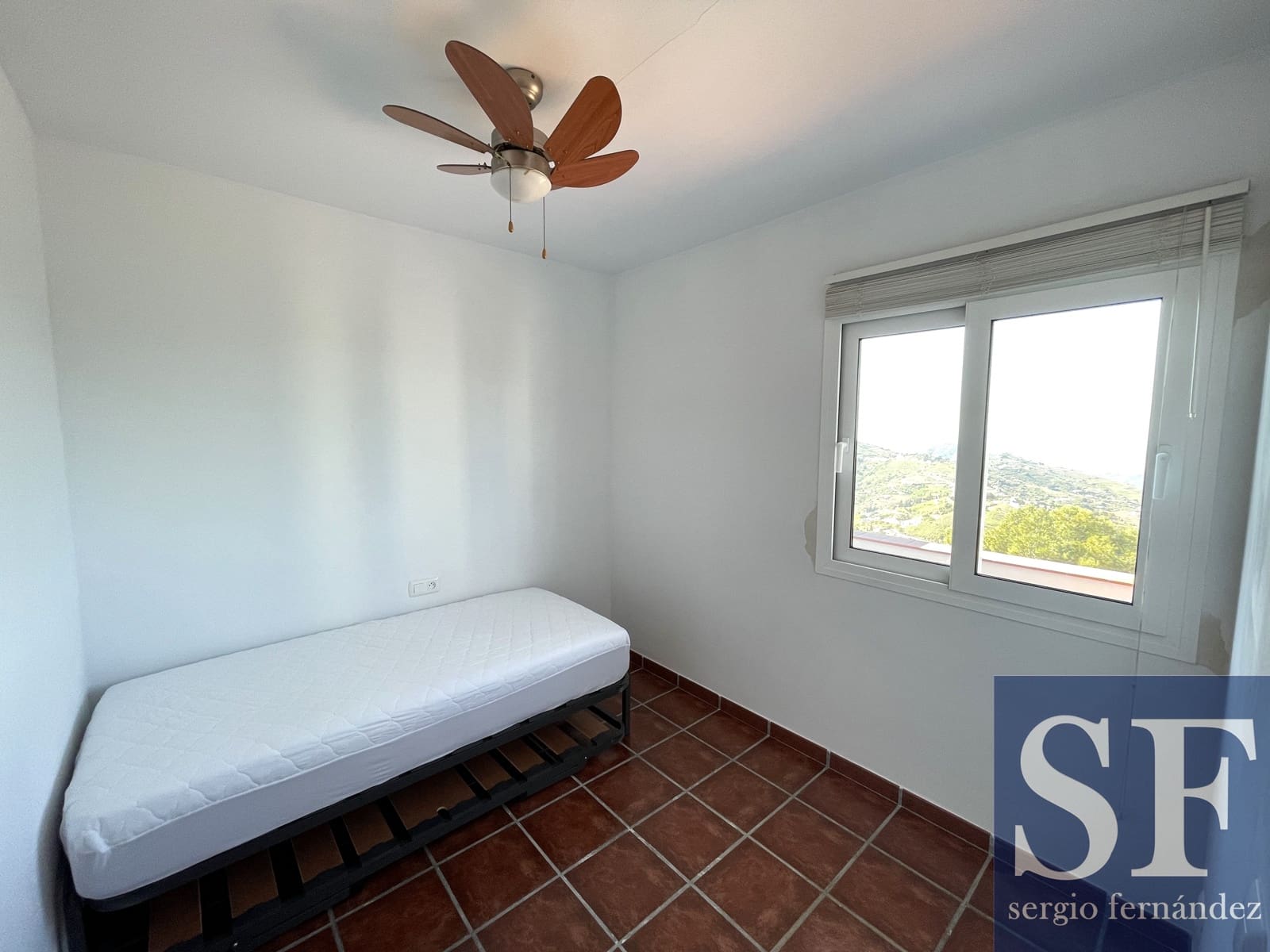 2 soveværelse Lejlighed til salg i Competa med swimmingpool - € 169.000 (Ref: 9694203)