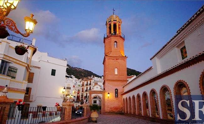 Villa til salg i Competa - € 110.000 (Ref: 9694205)