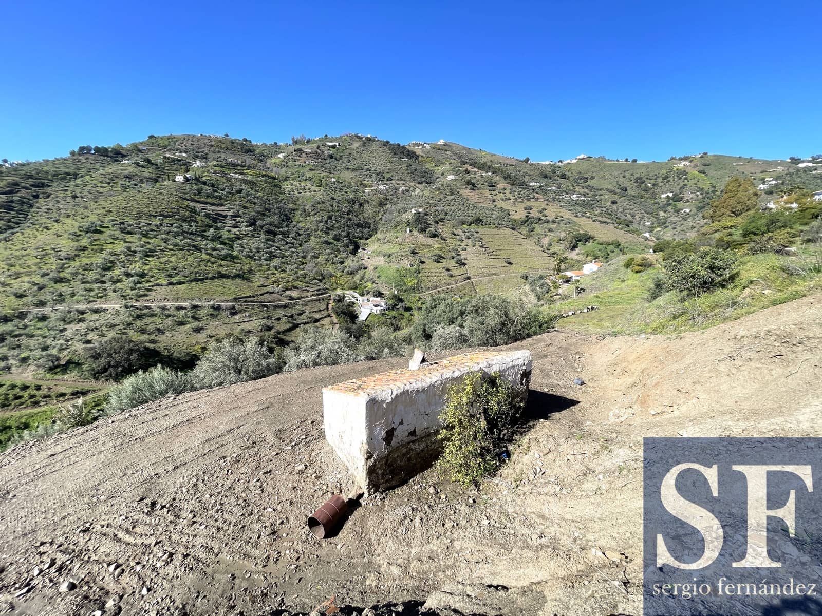 Villa til salg i Competa - € 110.000 (Ref: 9694205)