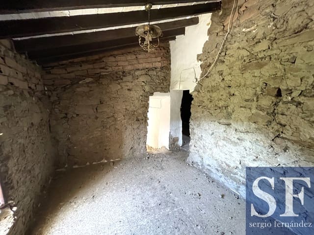 Villa til salg i Cómpeta - € 212.000 (Ref: 9694206)