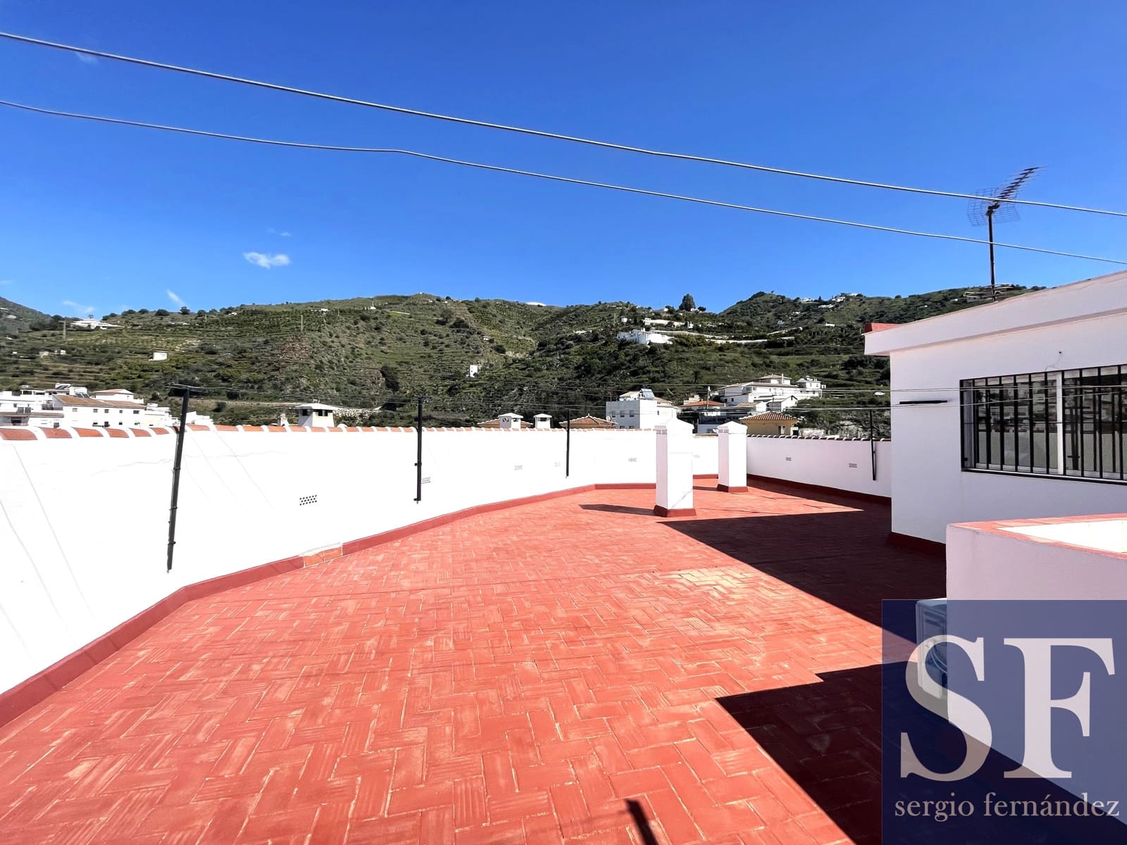 3 bedroom Apartment for sale in Algarrobo - € 250,000 (Ref: 9731215)