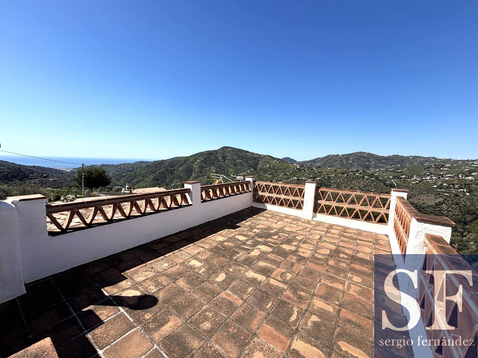 2 soveværelse Villa til salg i Torrox med swimmingpool - € 339.000 (Ref: 9731216)