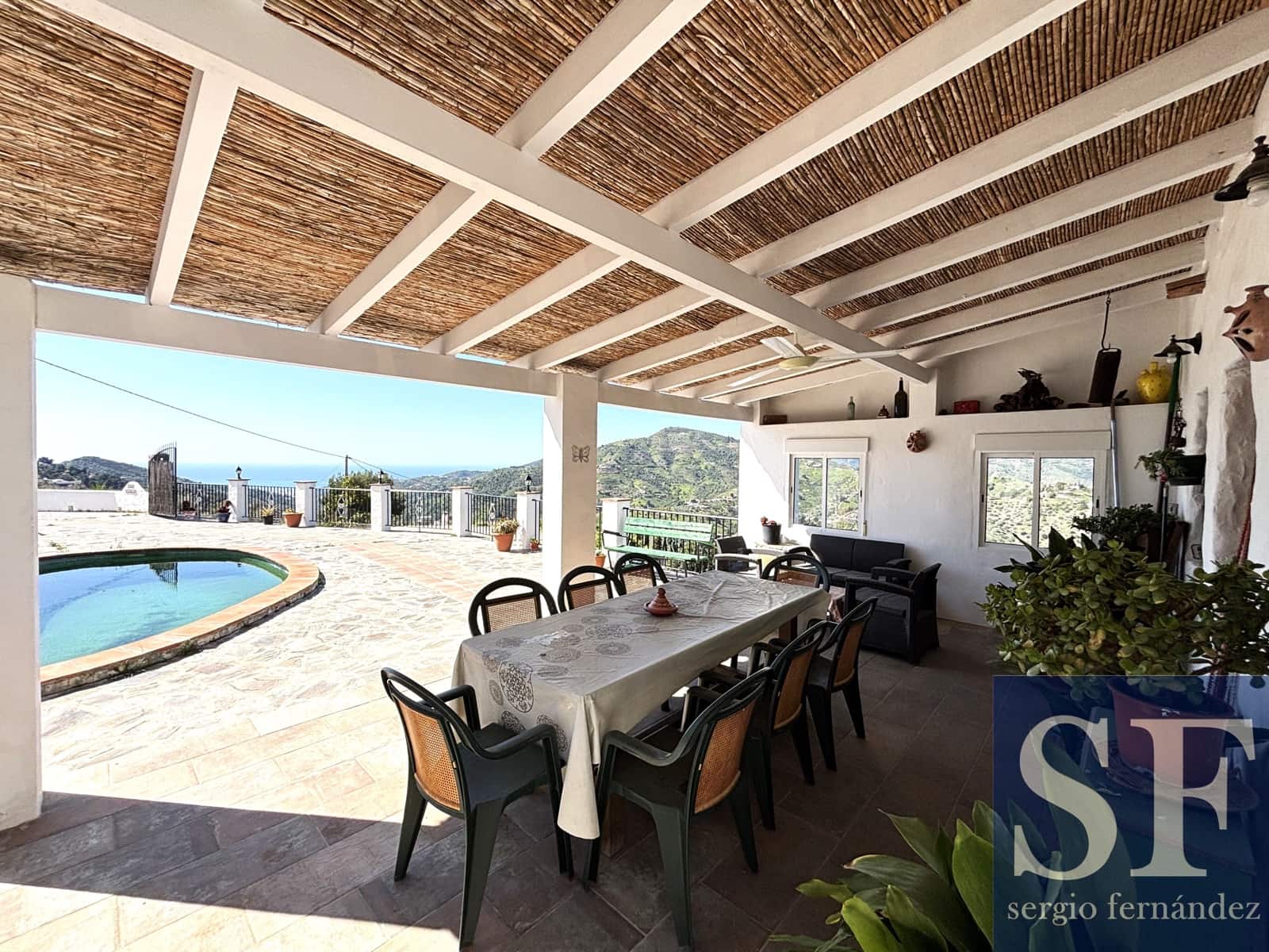 2 soveværelse Villa til salg i Torrox med swimmingpool - € 339.000 (Ref: 9731216)