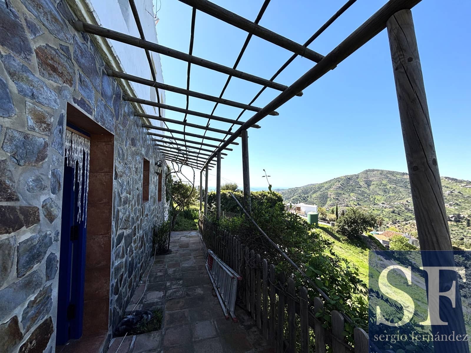 2 soveværelse Villa til salg i Torrox med swimmingpool - € 339.000 (Ref: 9731216)