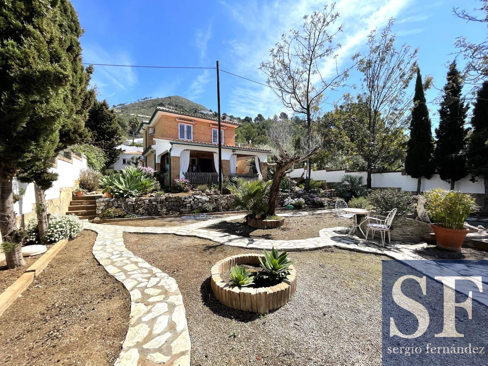 4 soverom Villa til salgs i Competa med svømmebasseng garasje - € 599 000 (Ref: 9750982)