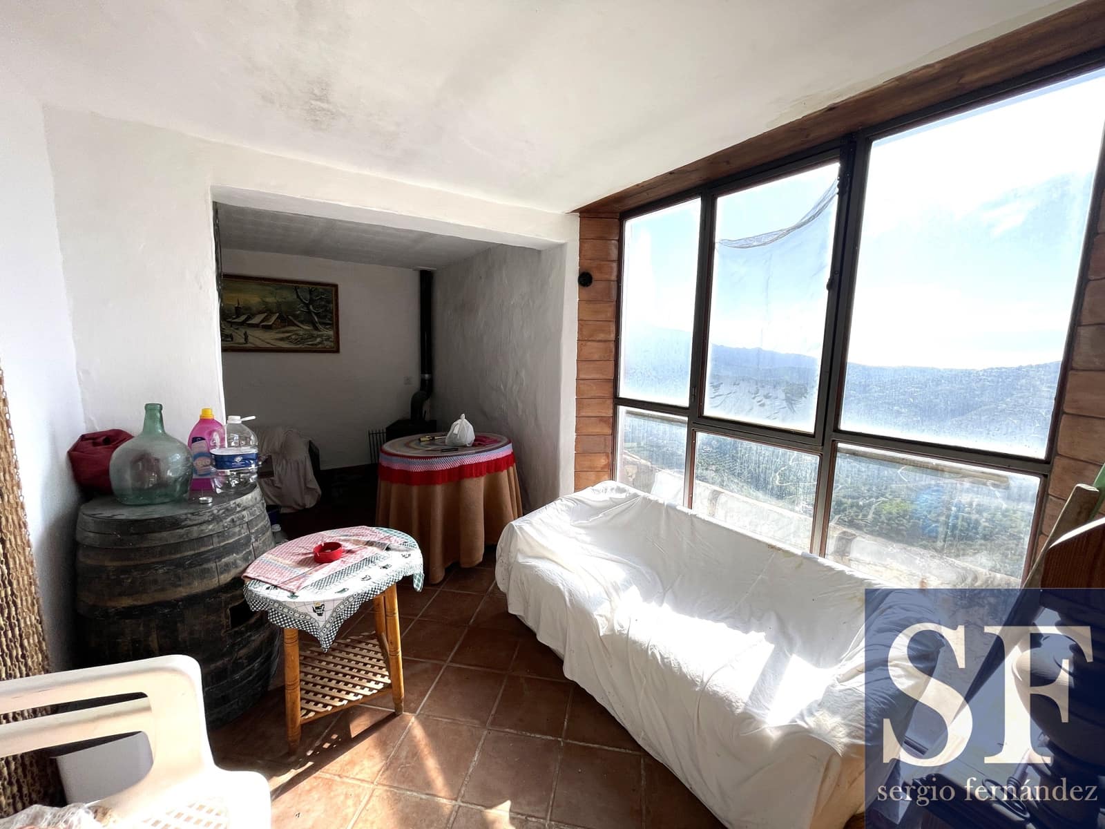 5 soveværelse Villa til salg i Competa - € 95.000 (Ref: 9750983)