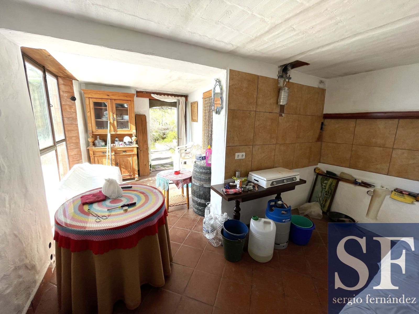 5 soveværelse Villa til salg i Competa - € 95.000 (Ref: 9750983)