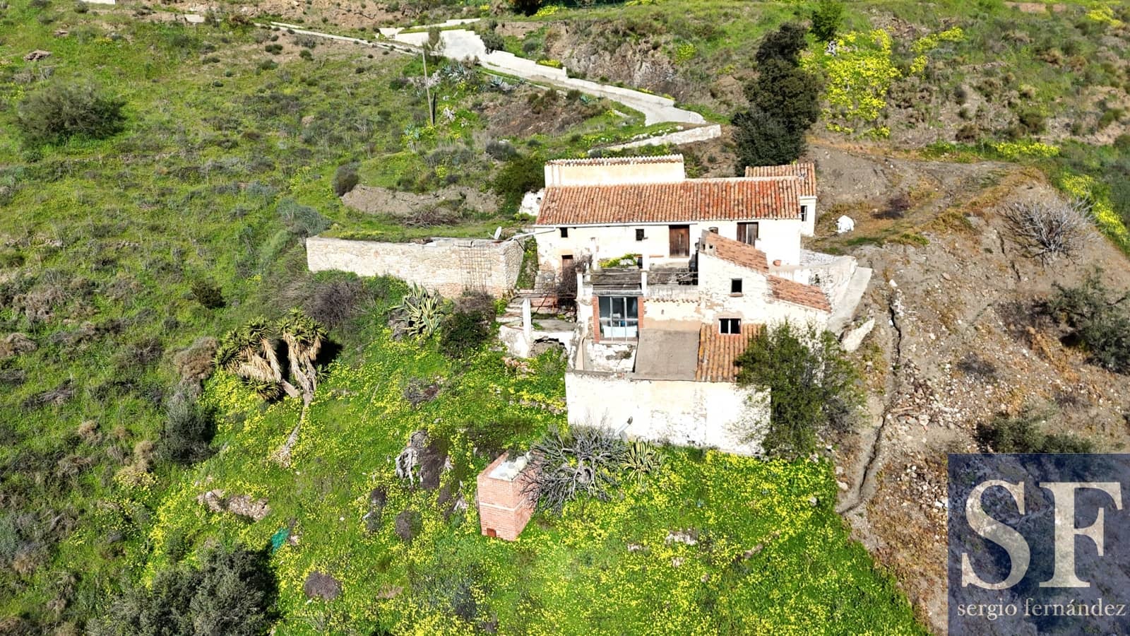 5 soveværelse Villa til salg i Competa - € 95.000 (Ref: 9750983)