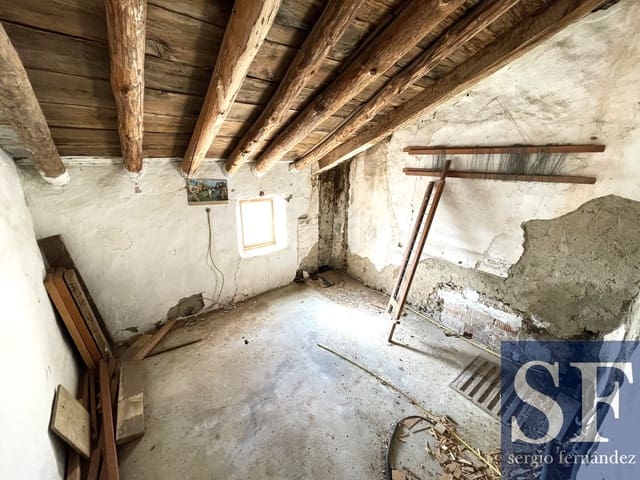 5 soverom Villa til salgs i Cómpeta - € 95 000 (Ref: 9750983)