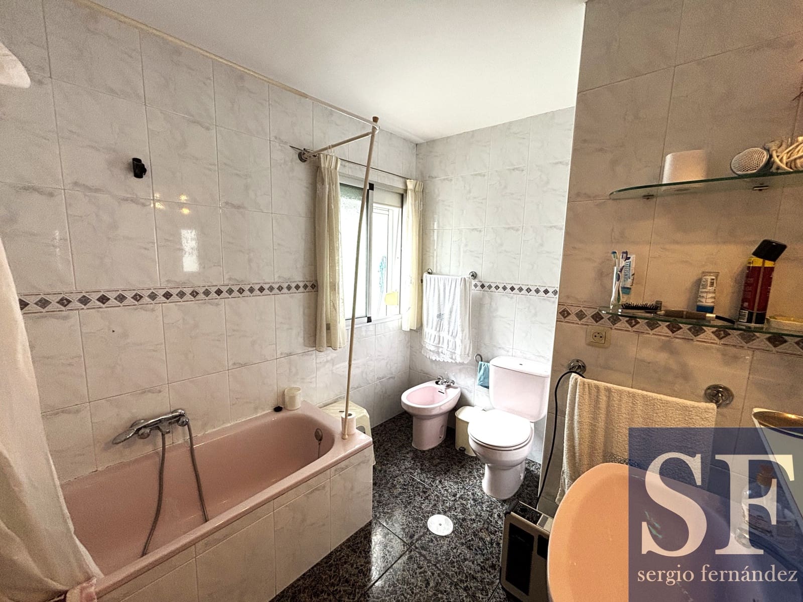 5 bedroom Townhouse for sale in Canillas de Aceituno - € 160,000 (Ref: 9750985)