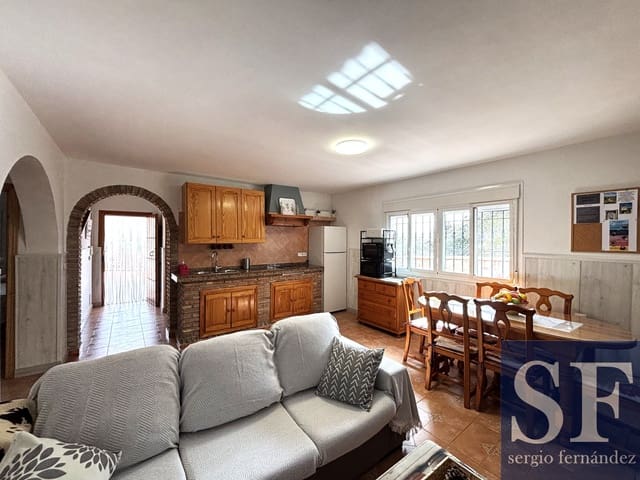 3 soveværelse Villa til salg i Sayalonga med swimmingpool - € 365.000 (Ref: 9772433)