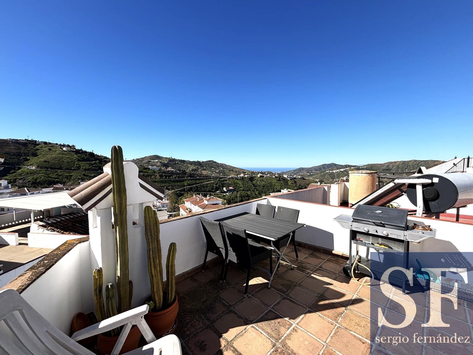 2 bedroom Townhouse for sale in Competa - € 325,000 (Ref: 9772434)