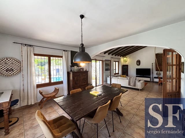 5 soverom Villa til salgs i Cómpeta med svømmebasseng - € 820 000 (Ref: 9787667)