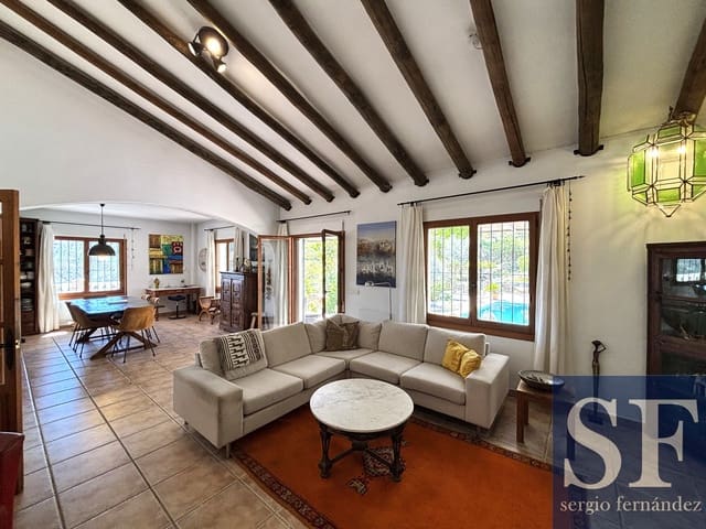 5 soverom Villa til salgs i Cómpeta med svømmebasseng - € 820 000 (Ref: 9787667)