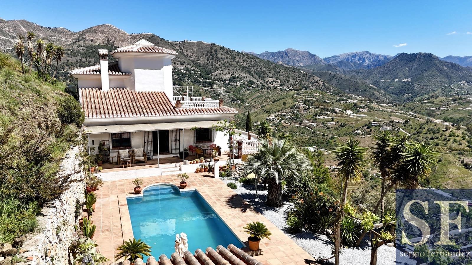 5 bedroom Villa for sale in Competa with pool - € 820,000 (Ref: 9787667)