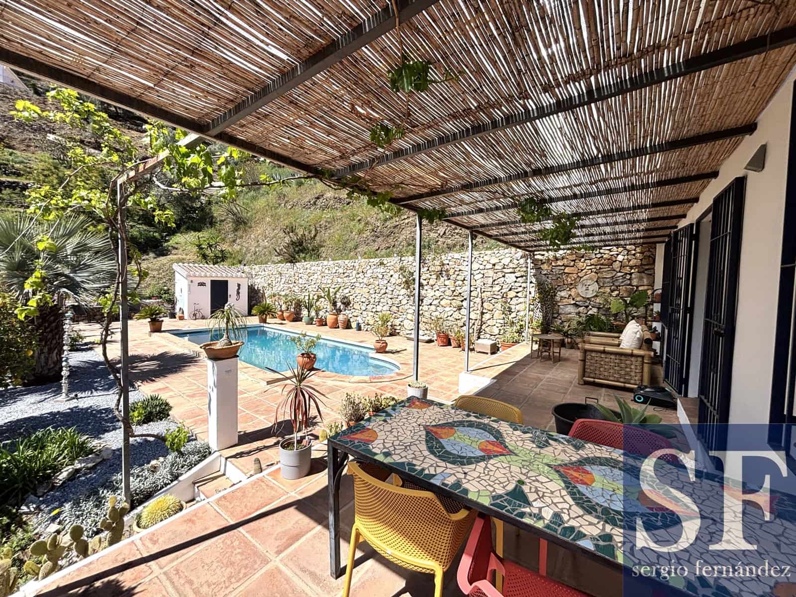 5 bedroom Villa for sale in Competa with pool - € 820,000 (Ref: 9787667)