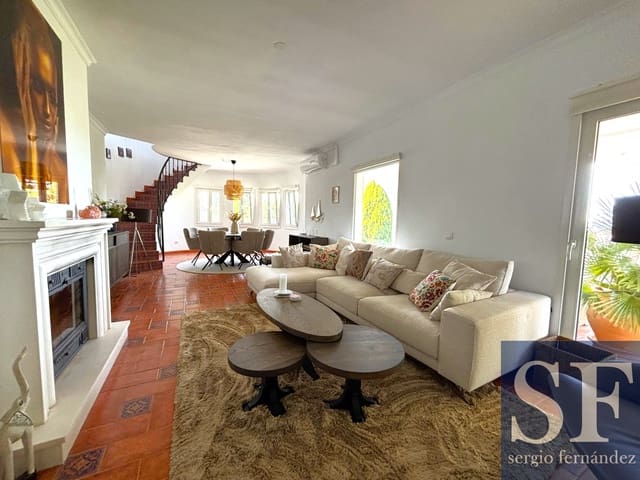 5 soverom Villa til salgs i Cómpeta med svømmebasseng - € 975 000 (Ref: 9787668)