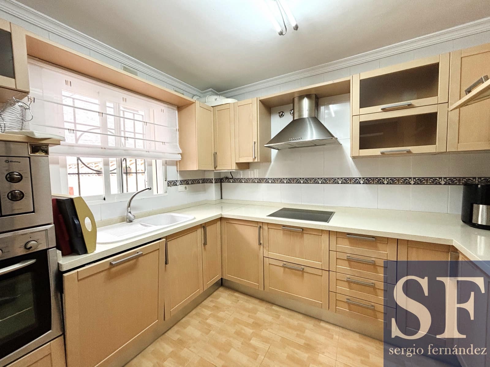 Casa de 3 habitaciones en Chilches en venta con piscina - 429.000 € (Ref: 9798291)