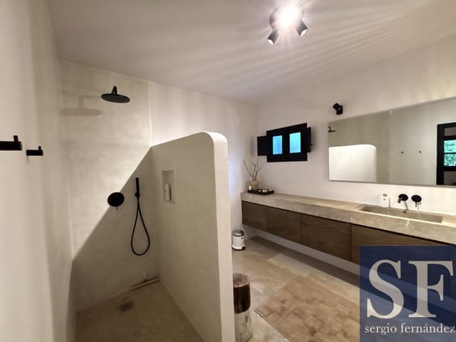 5 soverom Villa til salgs i Cómpeta med svømmebasseng - € 1 150 000 (Ref: 9844553)
