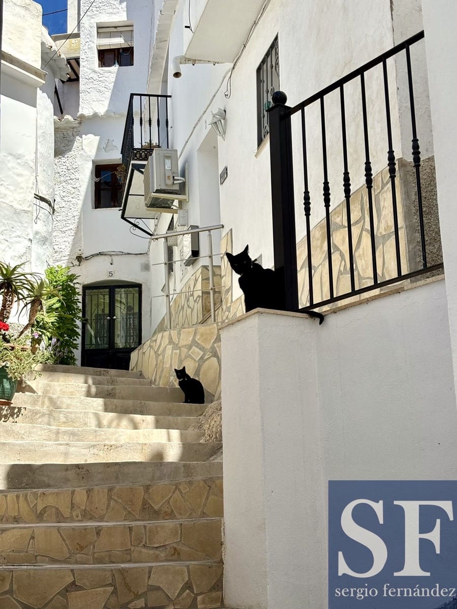 1 bedroom Townhouse for sale in Competa - € 55,000 (Ref: 9863627)