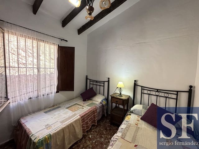3 bedroom Villa for sale in Sedella with pool - € 225,000 (Ref: 9891457)