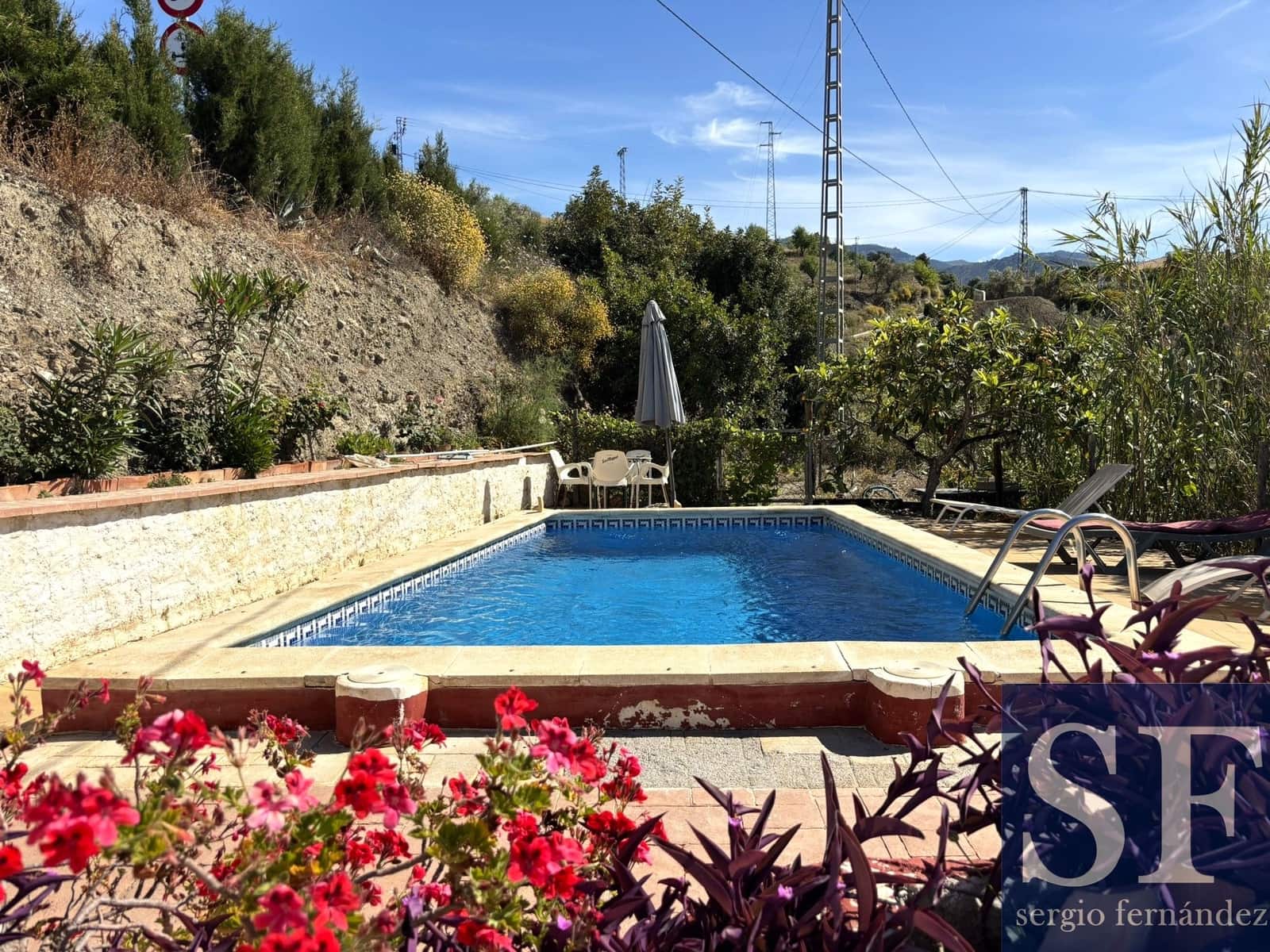 3 bedroom Villa for sale in Sedella with pool - € 225,000 (Ref: 9891457)
