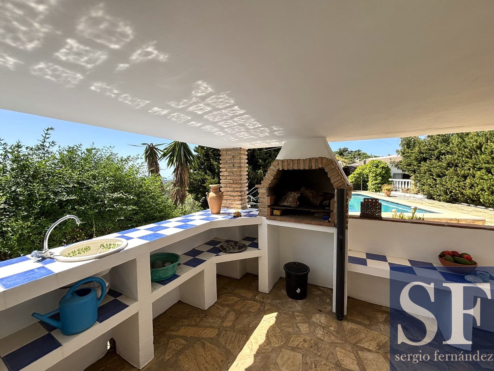 4 bedroom Villa for sale in Competa with pool garage - € 575,000 (Ref: 9891458)