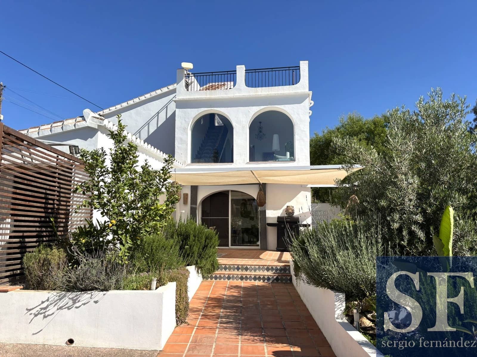 Chalet de 3 habitaciones en Cómpeta en venta con piscina garaje - 495.000 € (Ref: 9891459)