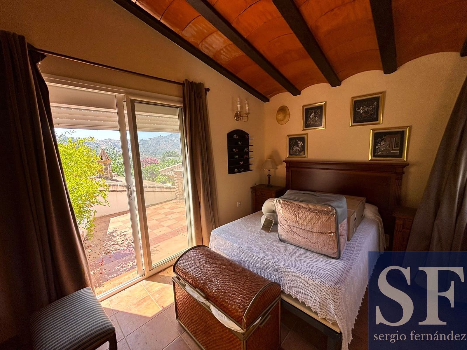 3 bedroom Villa for sale in Sayalonga with pool - € 365,000 (Ref: 9891461)