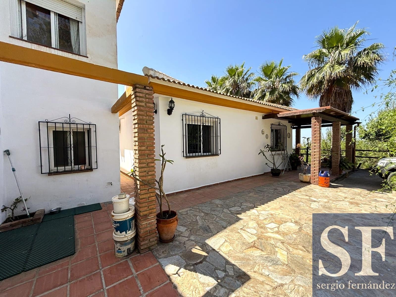 3 bedroom Villa for sale in Sayalonga with pool - € 365,000 (Ref: 9891461)