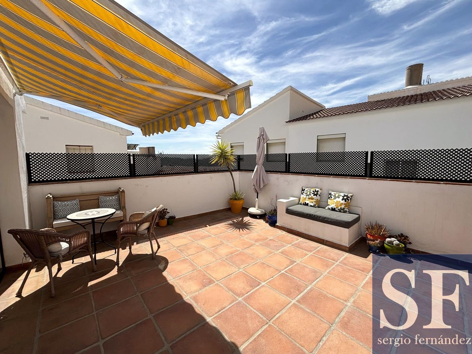 2 Zimmer Haus zu verkaufen in Competa mit Garage - 317.000 € (Ref: 9891462)
