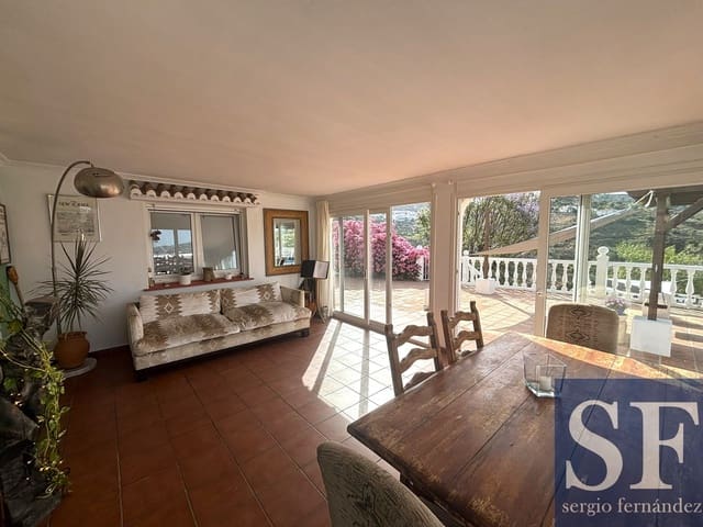 3 soveværelse Villa til salg i Archez med swimmingpool - € 479.000 (Ref: 9937109)