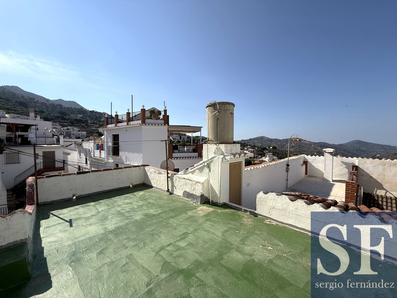 Casa de 2 habitaciones en Canillas de Albaida en venta - 78.000 € (Ref: 9941514)