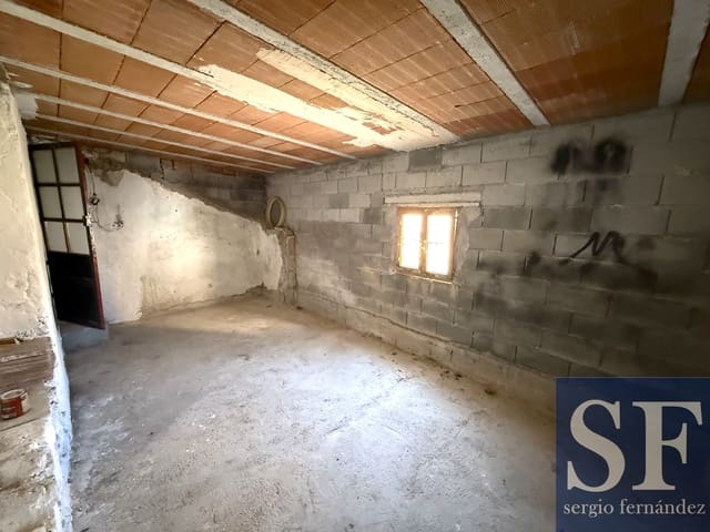 2 quarto Casa em Banda para venda em Canillas de Albaida - 78 000 € (Ref: 9941514)